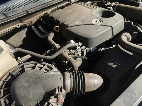 Mazda Bt-50 Año 2014 Motor Diesel 2.2 4x4 Manual 6 Vel.