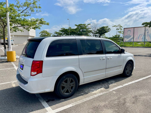 Dodge Grand Caravan 3.7 Sxt+ At