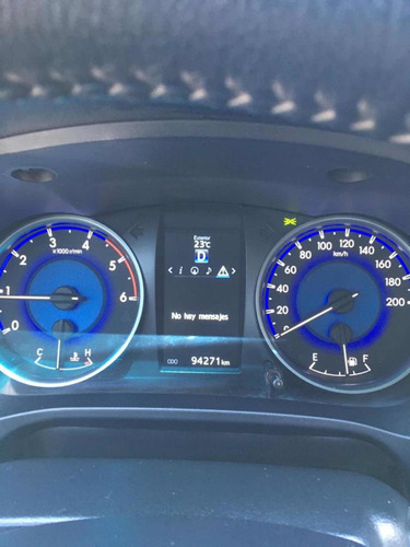 Toyota Hilux 2.8 Cd Srx 177cv 4x4 At 2017