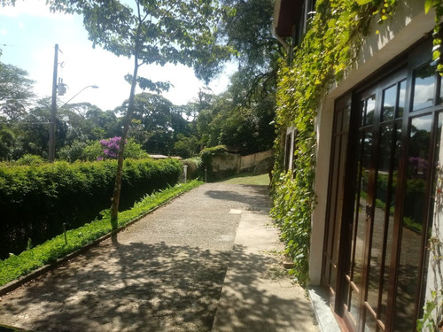 Excelente Chacara Em Em São Roque-sp