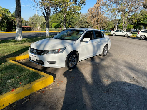 Honda Accord 2.4 Lx _sedan At