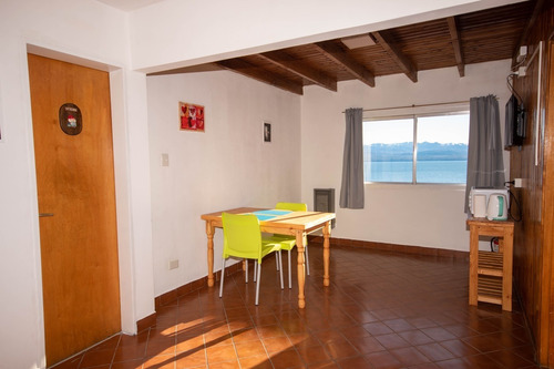Imagen 4 de 11 de Alquiler Depto Turístico A 300 Mts Del Centro Cívico ! Con Excelente Vista Al Lago!...consulta Por Tarifa Invierno!