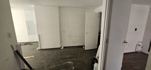 Oficina O Consultorio 80m2 Acondicionada Con Privados