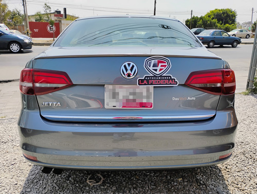 Volkswagen Jetta 2.5 Comfortline Mt