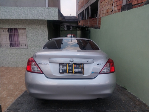 Nissan Versa 1.6 16v Sv Flex 4p 2012