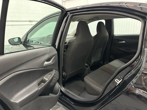 Chevrolet Onix plus 1.0 Lt 4p