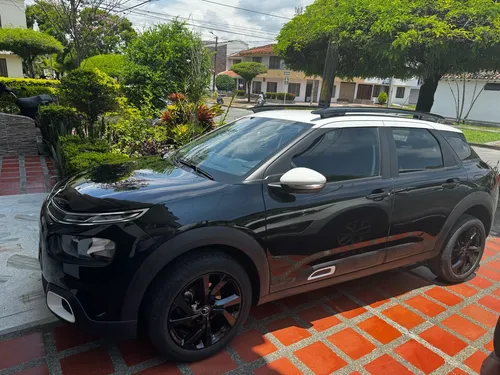Citroën C4 Cactus 1.6 Shine Turbo Aut