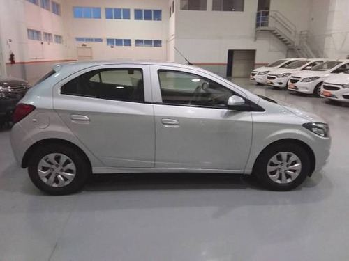 Imagem 10 de 10 de Chevrolet Onix 1.0 Mpfi Lt 8v Flex 4p Manual