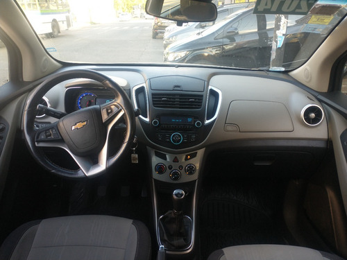 Imagen 12 de 18 de Chevrolet Tracker Ltz