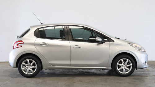 Peugeot 208 1.5 Allure Touchscreen - 150183 - C