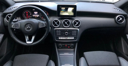 Mercedes-benz A 200 1.6 Cgi Flex 7g-dct