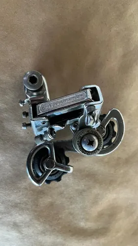Adjusting a vintage SunTour rear derailleur : r/bicycling