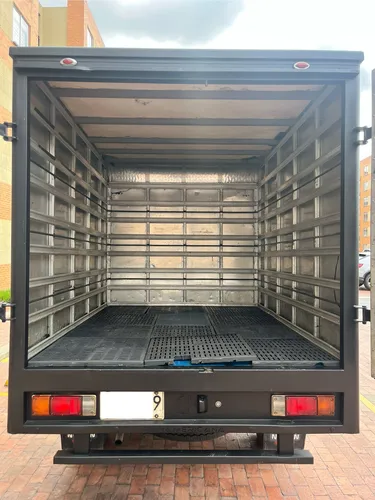 Nissan Frontier 2.4l 4x2