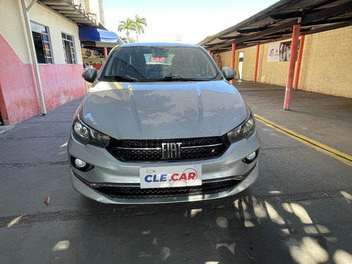 Fiat Cronos 1.8 Precision 16v Flex Aut. 4p