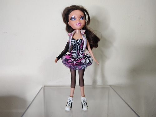 Muñeca Bratz Phoebe Vintage 2001 Mga A Msi (Usado)
