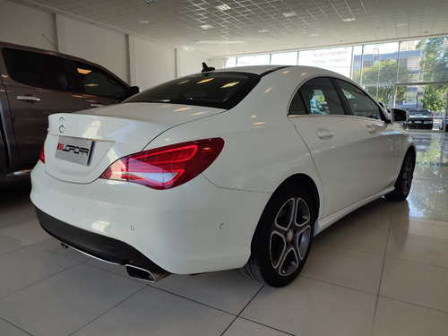 Imagen 8 de 19 de Mercedes Benz Cla 200