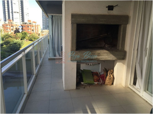 Imagen 10 de 18 de Apartamento En Brava, 1 Dormitorios * - Punta Del Este Aidy Grill