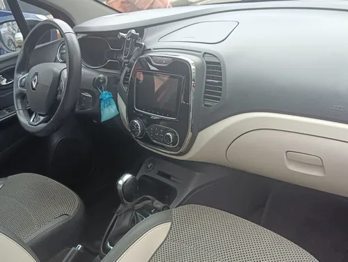 Renault Captur 2.0 Intens Automática