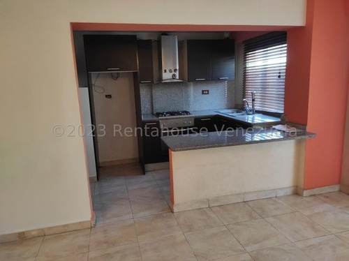 Imagen 6 de 15 de Apartamento En Venta En La Intercomunal Residencia Los Roques Db 23-17376