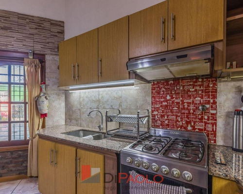 Venta · Casa En Villa Bosch · Cochera · pileta