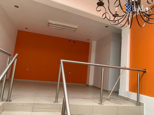 Imagen 10 de 12 de Casa Sola En Venta Los Alamitos