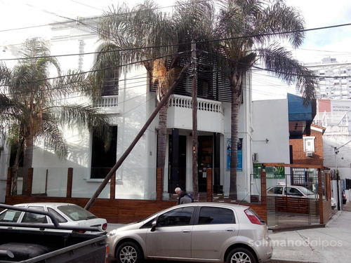 Imagen 2 de 7 de Excelente Local De 20 X 12 A Mts De Av. Del Libertador - Ideal Para Varios Rubros