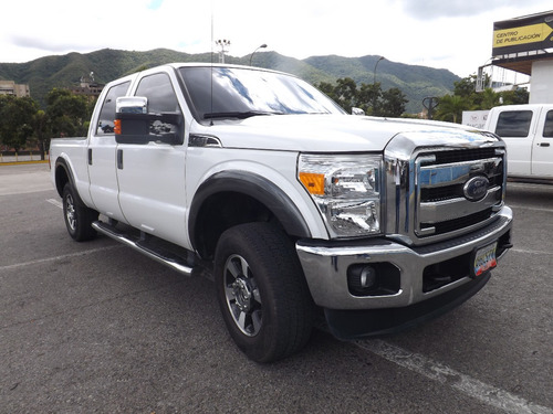 Imagen 2 de 10 de Ford F-250 Super Duty Doble Cabina