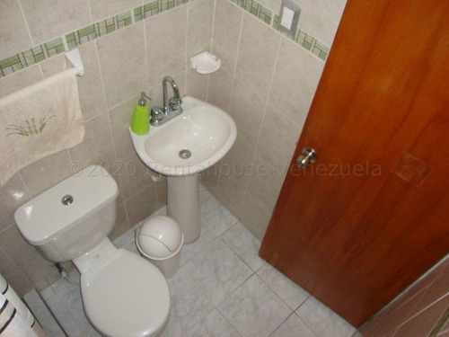 Imagen 18 de 30 de Casa En Venta Zona Centro-este Barquisimeto 22-21162 M&n