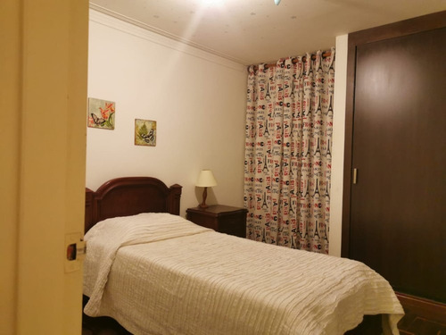 Apartamento Amoblado En Conquistadores 3 Habitaciones