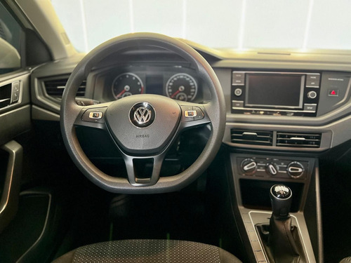 Volkswagen Polo Polo 1.0 Flex 12V 5p