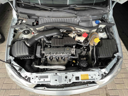 Chevrolet Corsa 1.4 MPFI PREMIUM SEDAN 8V FLEX 4P MANUAL
