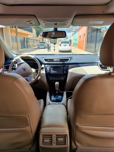 Imagen 7 de 13 de Nissan X-trail 2017 2.5 Exclusive 2 Row Cvt