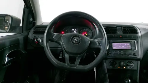 Volkswagen Vento 1.6 Active Tiptronic