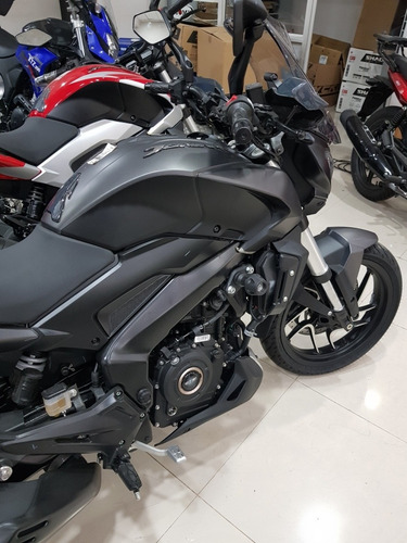 Imagen 4 de 6 de Bajaj Dominar 400 Tourer. Concesionario Oficial.