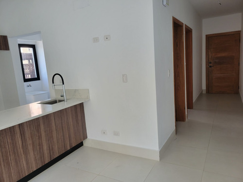 Foxpiantini - Bb297 - Apartamento En Alquiler En Serralles | Sin Amueblar | 1 Habitación + 1.5 Baños | $700 Usd