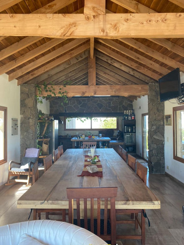 Chalet De Piedra En 6.5 Hectáreas De Campo, 3 Hab, Hermosa Vista A Las Sierras Grandes, Atos Pampa