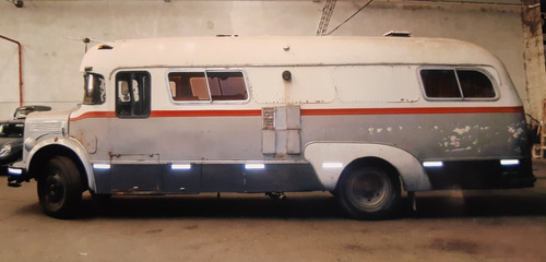 Imagen 3 de 15 de Mercedes Benz 1114 (911) Año 1969 Motor Home