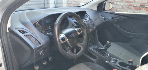 Ford Focus III 1.6 S