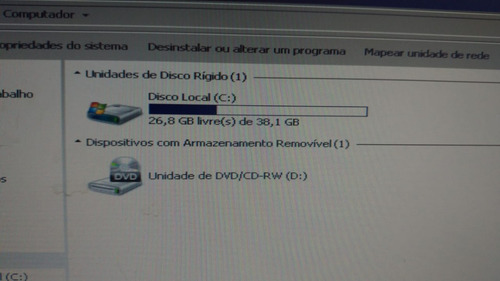 Imagem 2 de 3 de Cpu Simples Celeron 2.4ghz 1gb De Memoria E Hd 40g