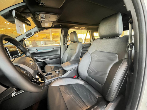 Ford Everest 2.3 Gtdi Titanium 4X4 At