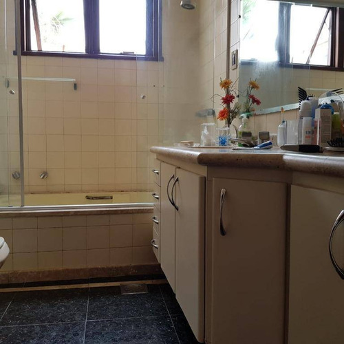 Imagem 20 de 26 de Casa Espetacular Com Quadra, Piscina E Muito Verde, Terreno De 1121 M² ! - Ca1024