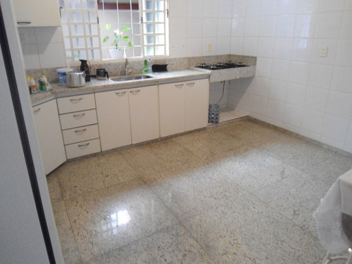 Casa Próximo A Rodoviária De Itaúna/mg - 167