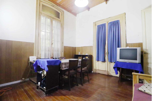 Imagen 24 de 30 de Venta Amplio Ph Ubicada En Villa Del Parque 4 Amb.