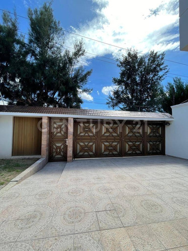 Imagen 2 de 24 de Casa En Venta, Jardines Vallarta, Zapopan, Jalisco