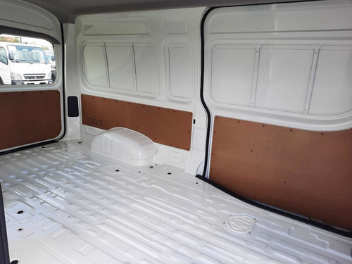 Imagen 6 de 7 de Toyota Hiacer Furgoneta 2023