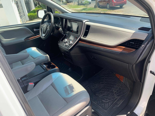 Imagen 4 de 12 de Toyota Sienna 3.5 Limited At 2016