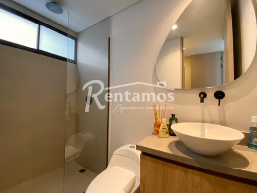 Apartamento En Arriendo En El Tesoro. Cod A776005