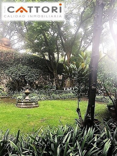 Venta Casa Como Terreno En San Angel Con 3 Frentes
