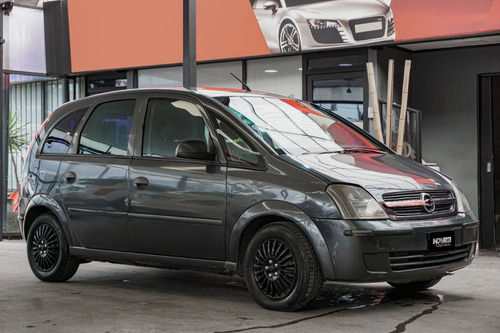 Imagen 2 de 15 de Chevrolet Meriva Gl 1.8 2006