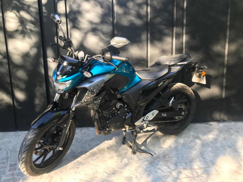 Yamaha Fz 25 Puntomoto